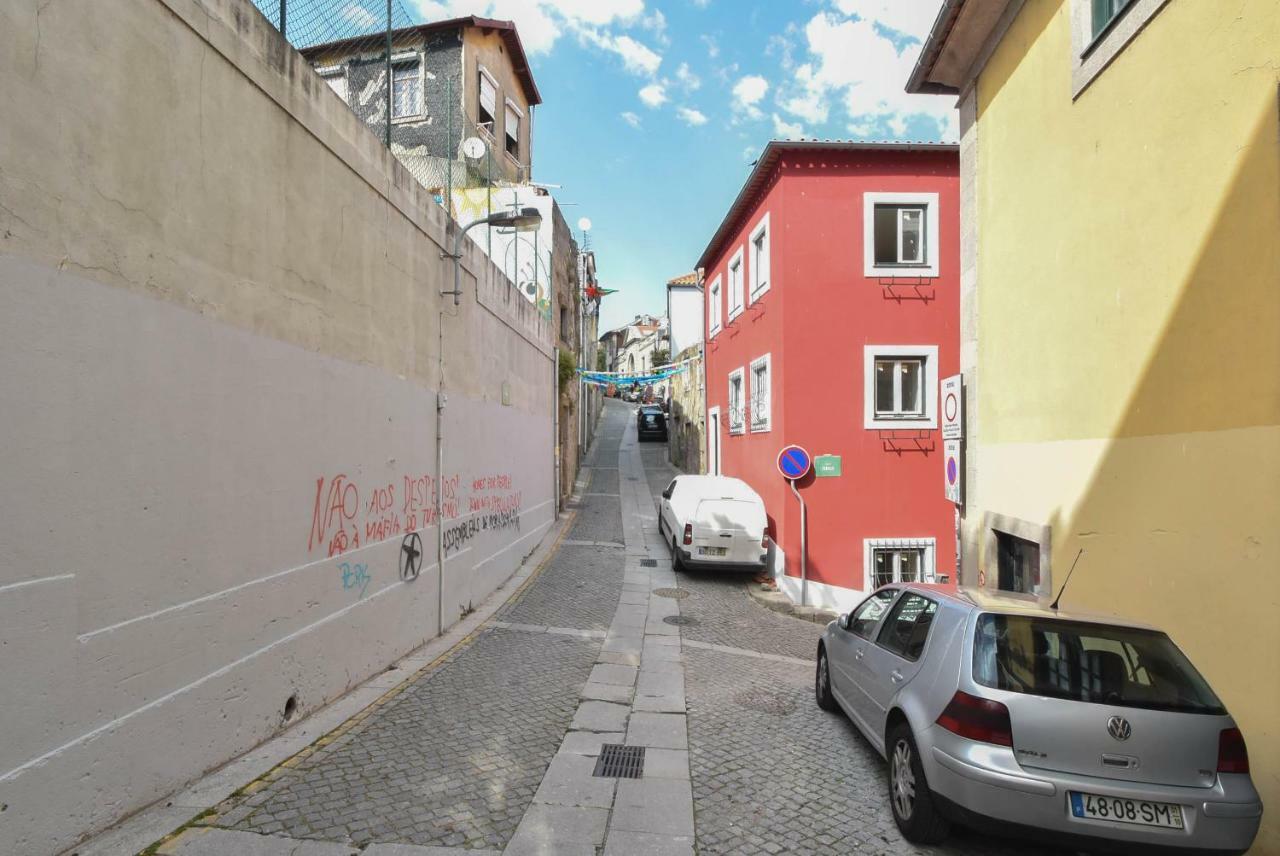 Clerigos Old Town *